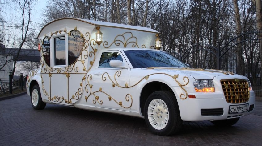 Свадебный автомобиль